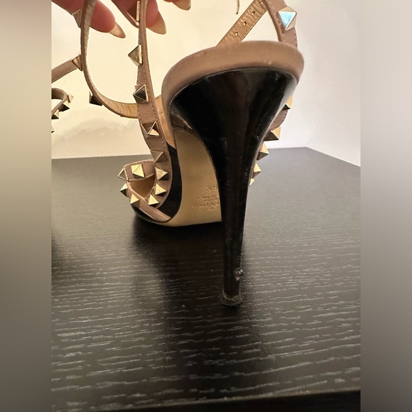 PATENT ROCKSTUD CAGED PUMP 100MM - Picture 2 of 5